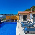 Uezuemlue 2 Bedroom Secluded With Private Pool Hot Tub Villa Kalkan