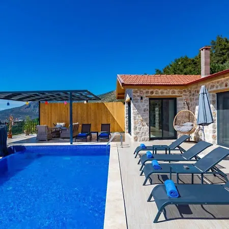 Uezuemlue 2 Bedroom Secluded With Private Pool Hot Tub Villa Kalkan